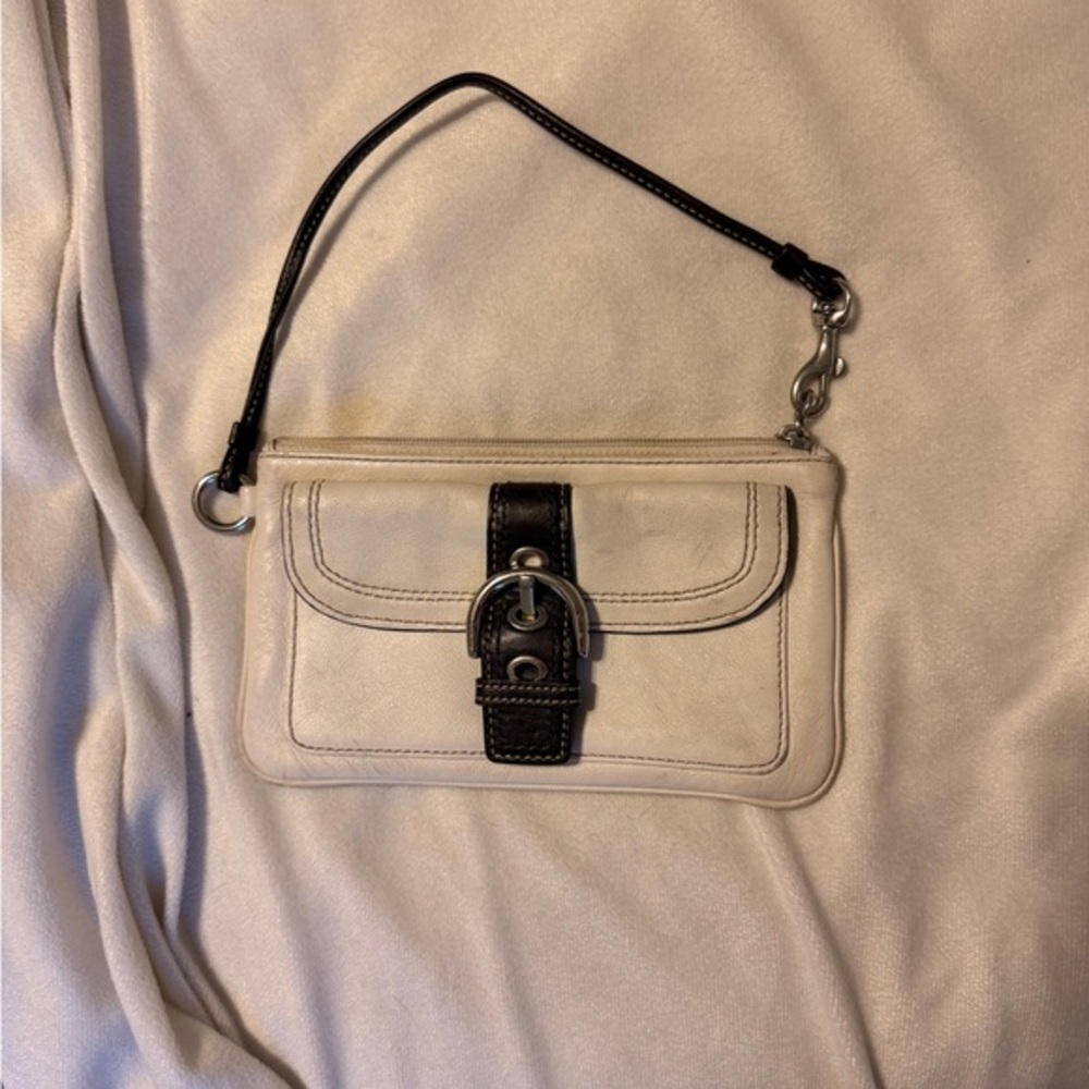 Elegant Black and White Wristlet